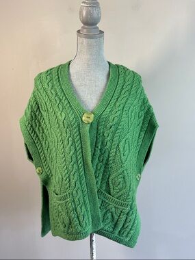 Aran Crafts Merino Wool Cable Knit Cardigan Sweater Vest Green Poncho Size XS